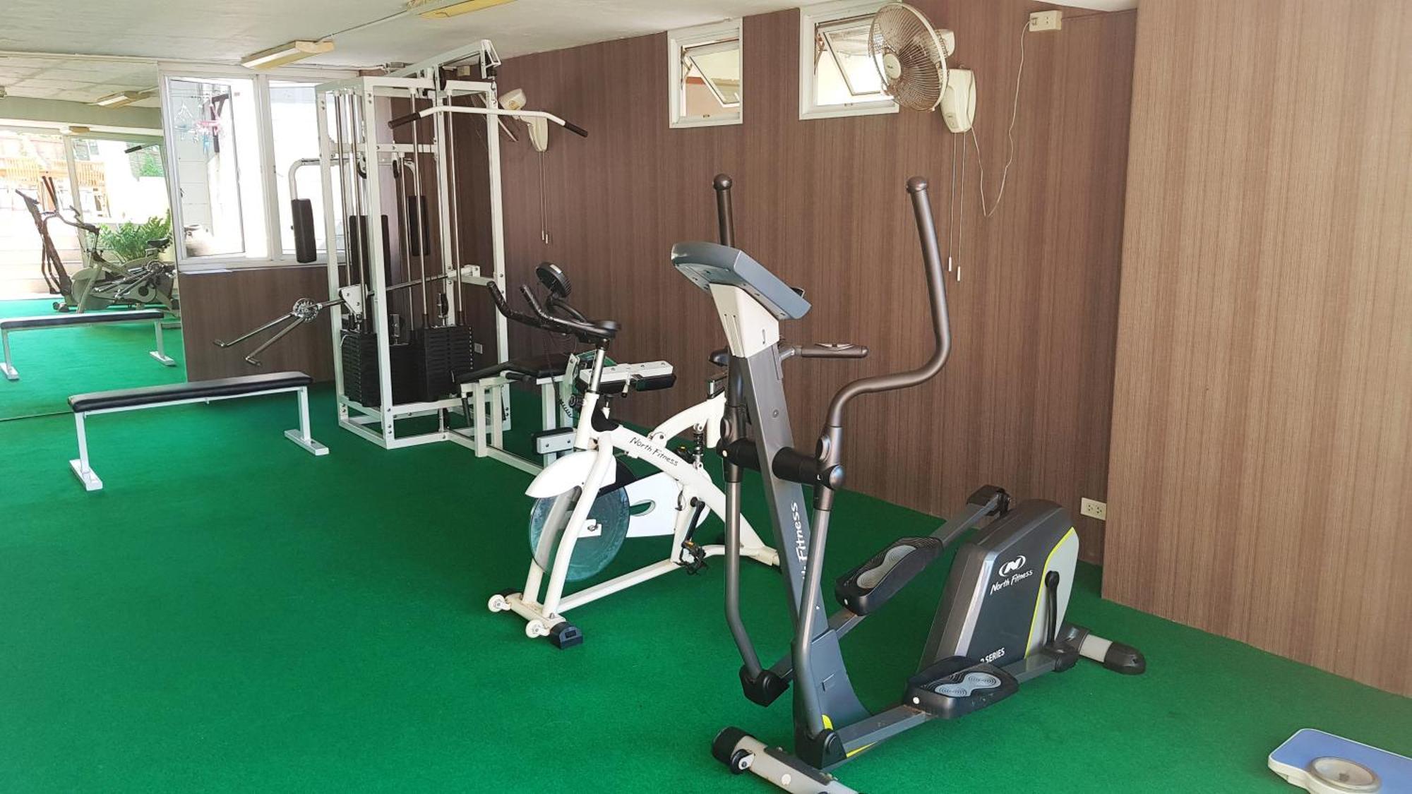 Jomtien Beach Residence Екстер'єр фото