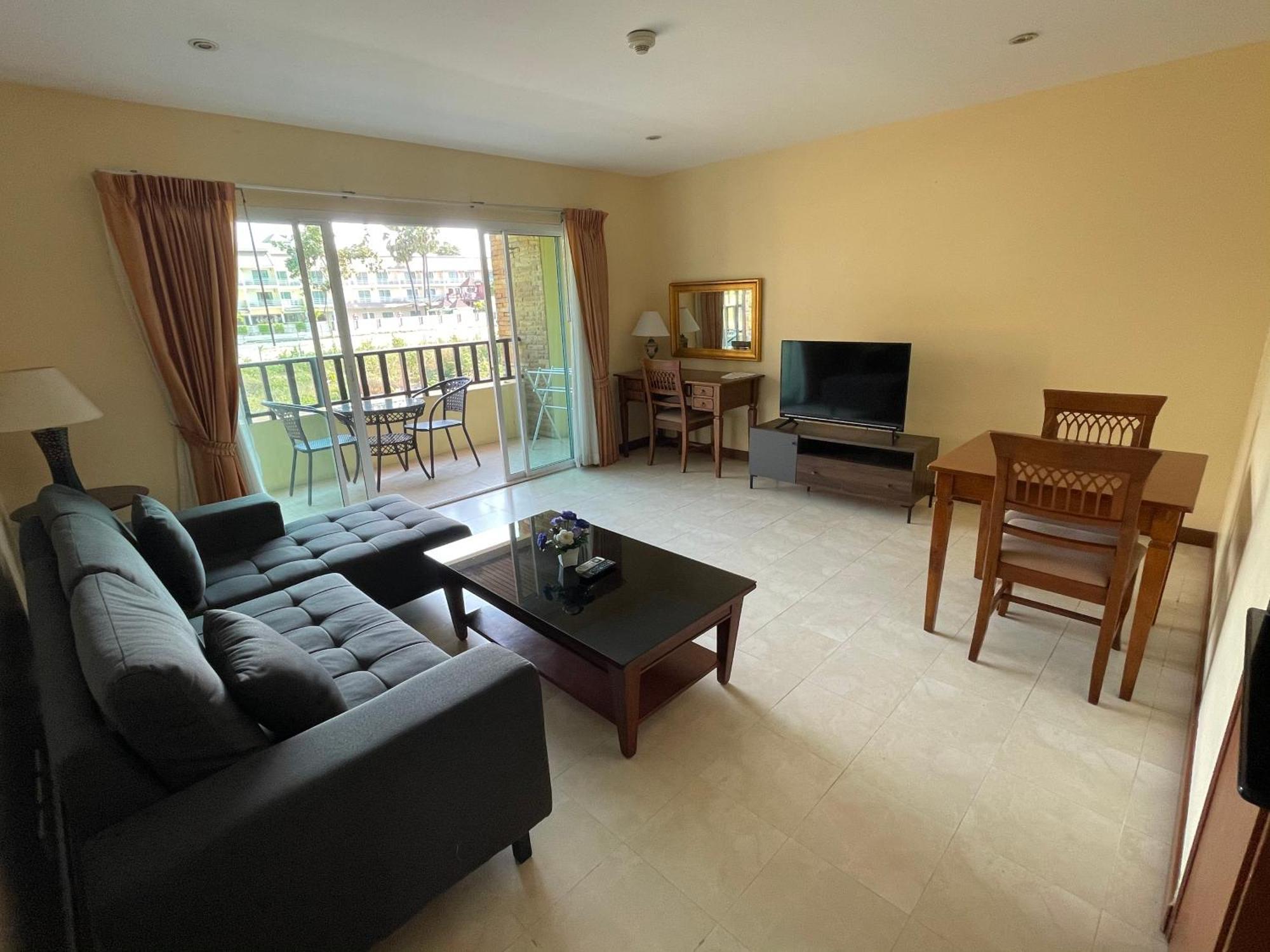 Jomtien Beach Residence Екстер'єр фото