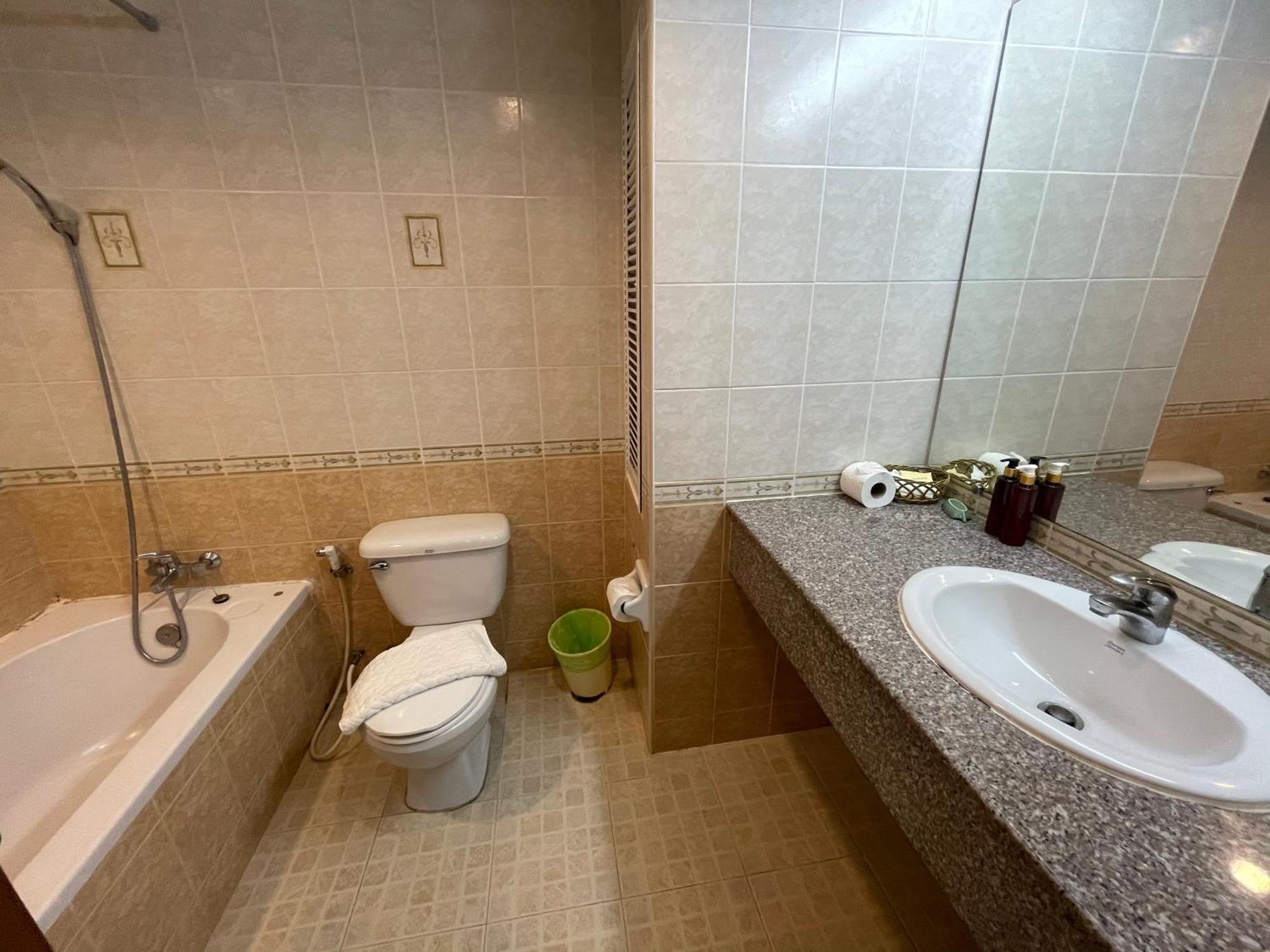 Jomtien Beach Residence Екстер'єр фото