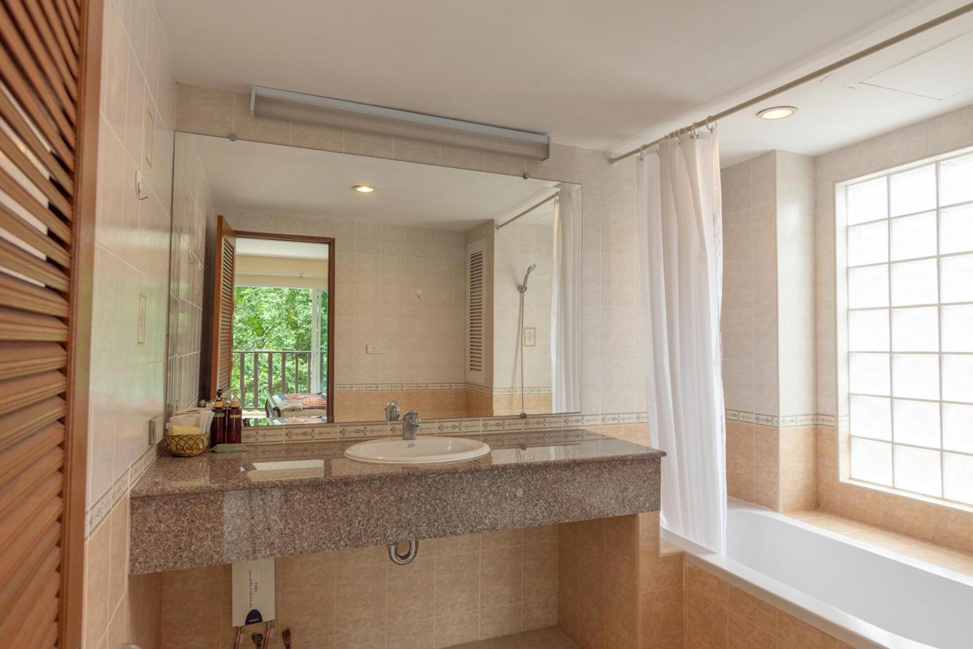 Jomtien Beach Residence Екстер'єр фото