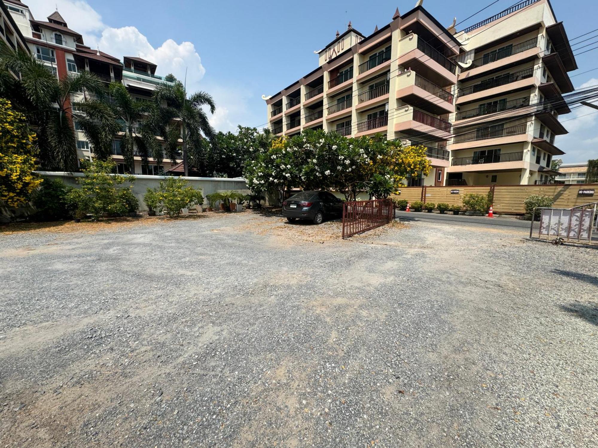 Jomtien Beach Residence Екстер'єр фото