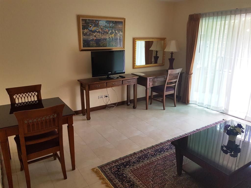 Jomtien Beach Residence Екстер'єр фото