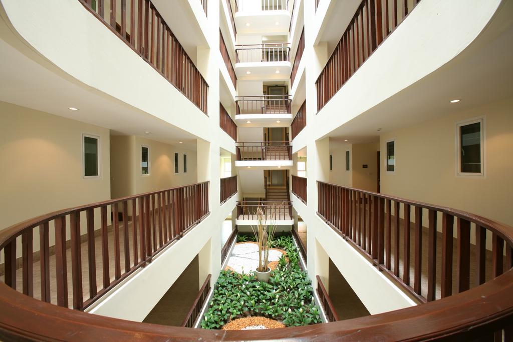Jomtien Beach Residence Екстер'єр фото