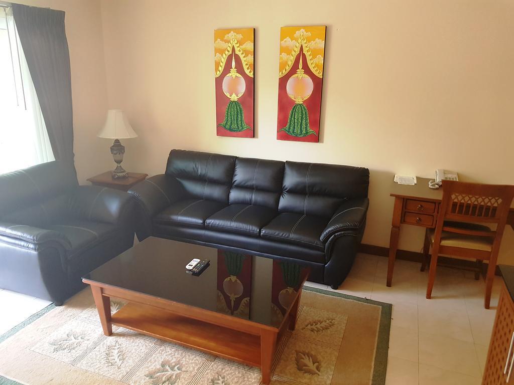 Jomtien Beach Residence Екстер'єр фото