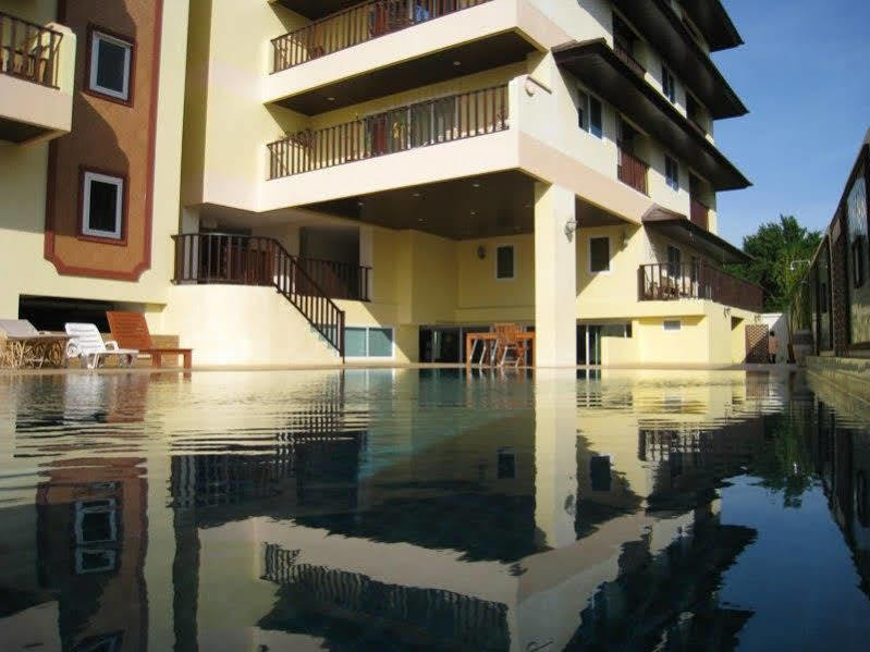 Jomtien Beach Residence Екстер'єр фото