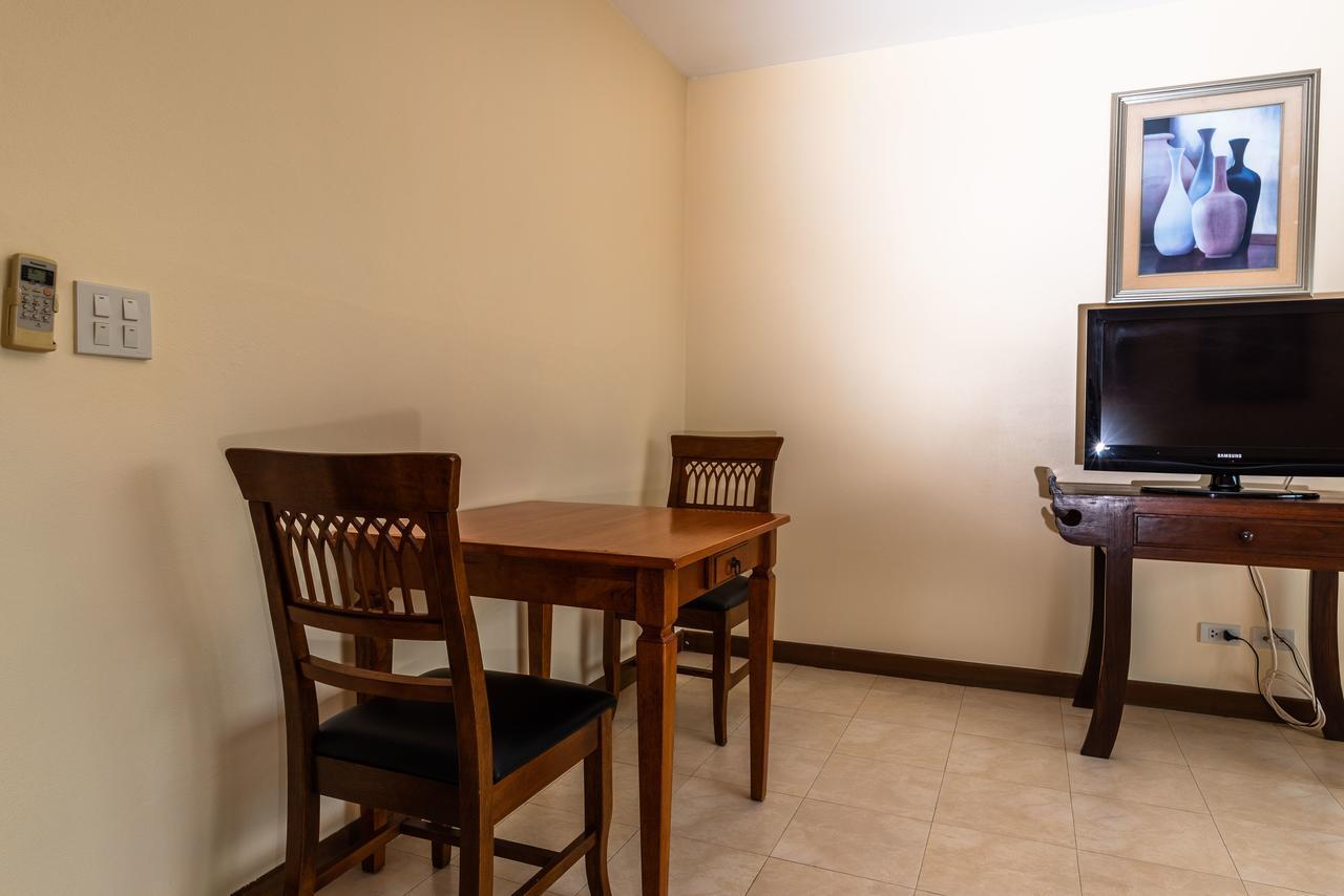 Jomtien Beach Residence Екстер'єр фото